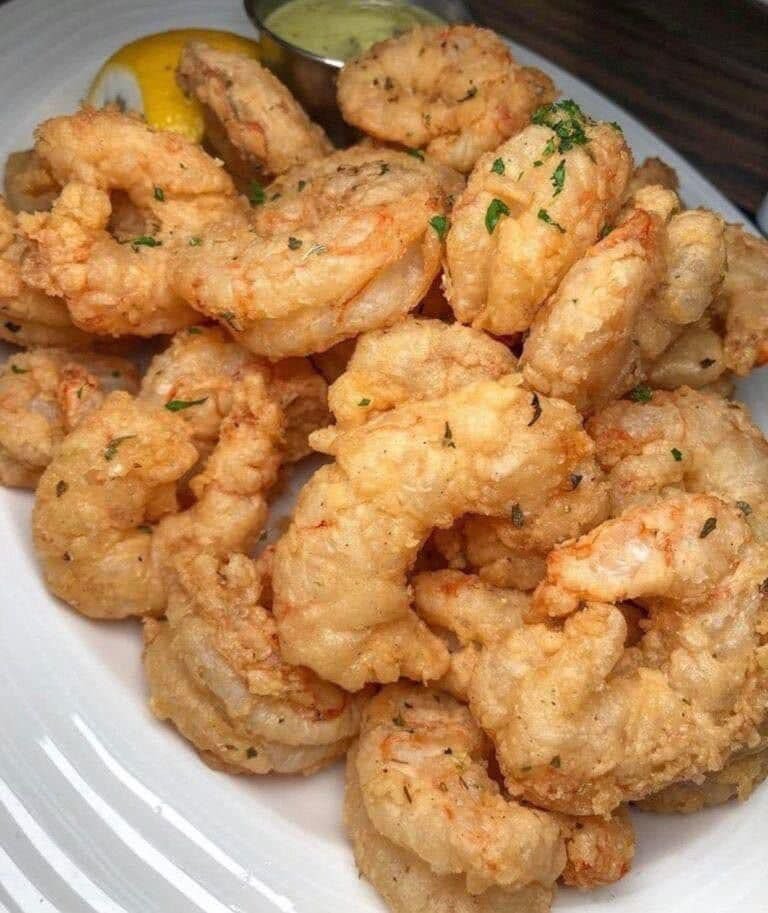 These shrimp are so juicy I could eat the whole pan