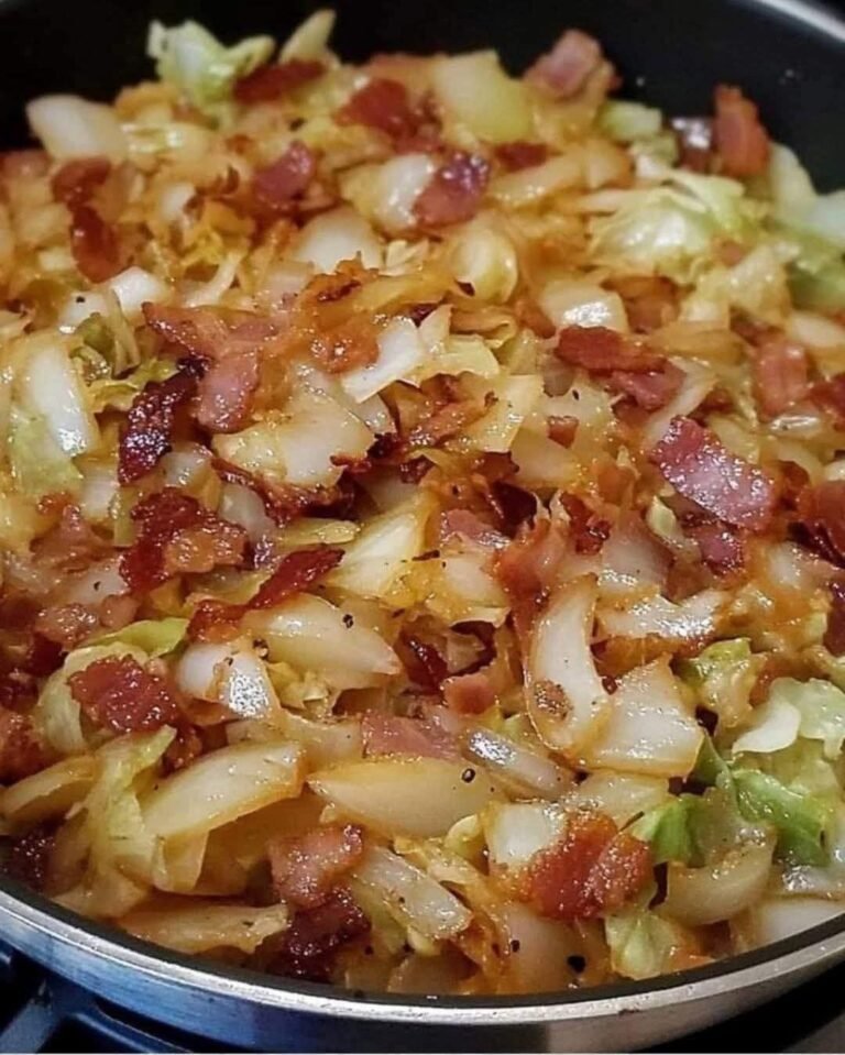 WOULD ANYONE EAT THIS FRIED CABBAGE (WITH BACON, ONION, AND GARLIC)